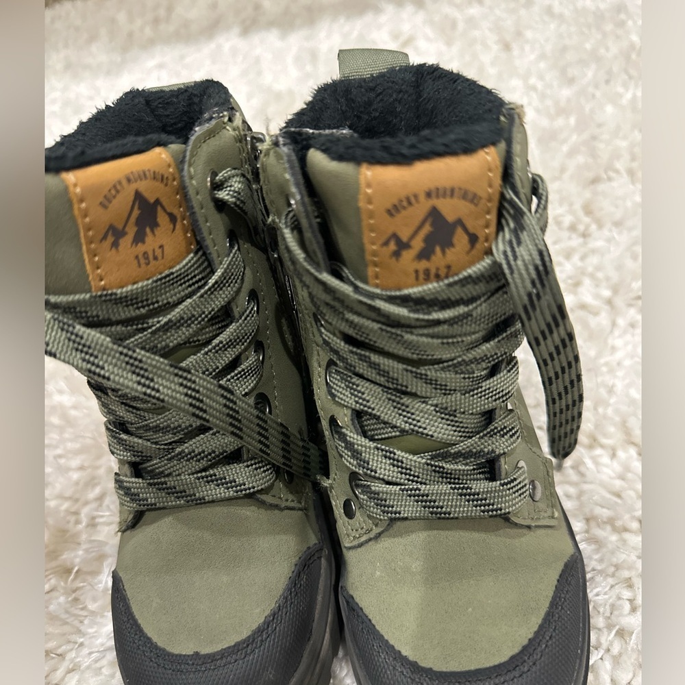 H&M - Boots - Picture 3 of 6